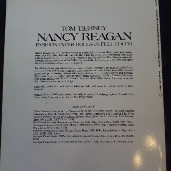 1983 Nancy Reagan Fashion Paper Doll Book Unused/Uncut - Picture 2 of 2
